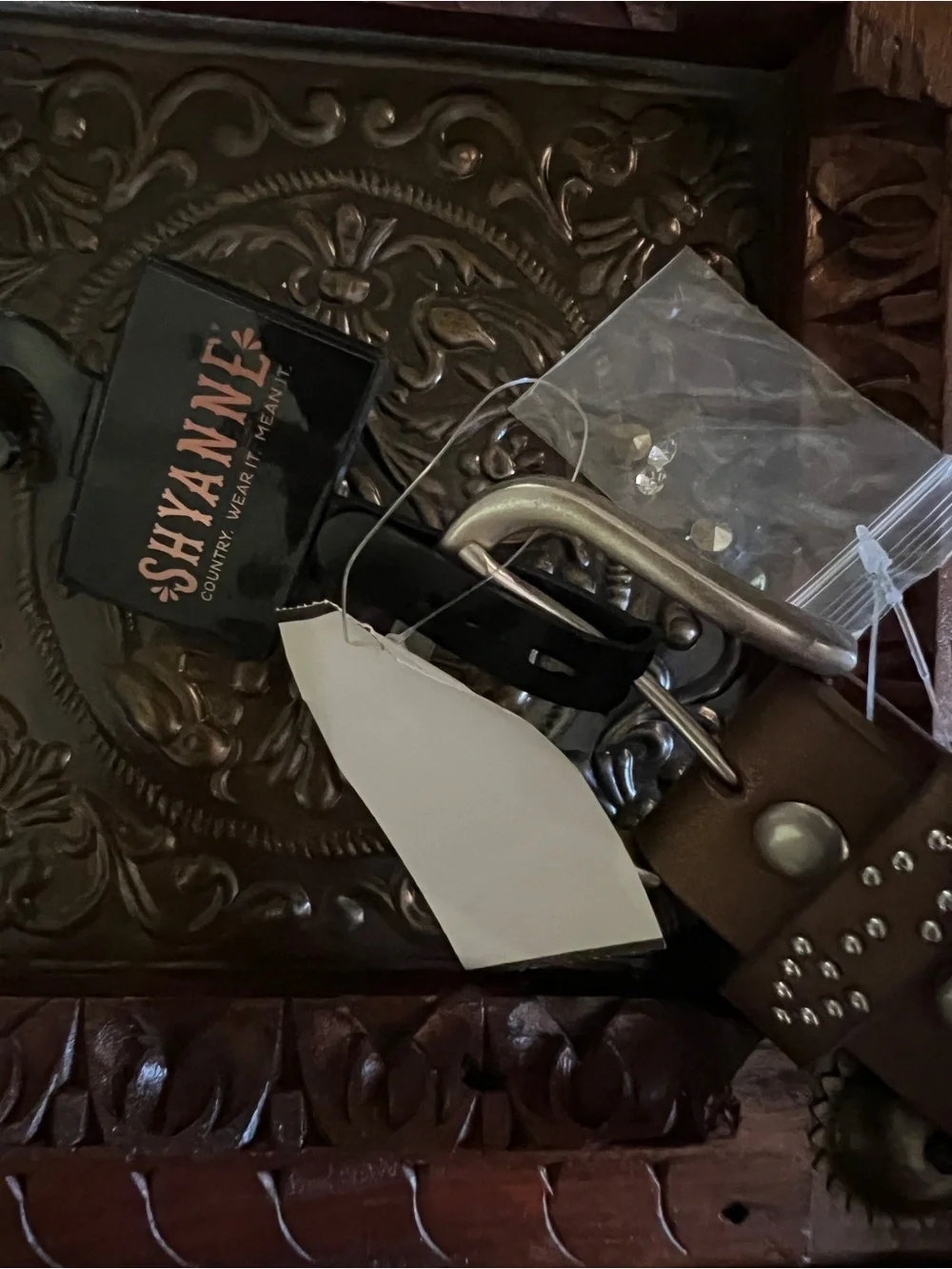 NWT Shyanne Brown Leather Studded Belt w/ Crystal Embellishments Sz M/L